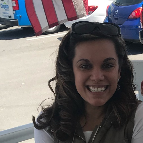 Meet your Posher, Paula - Picture 7 of 8